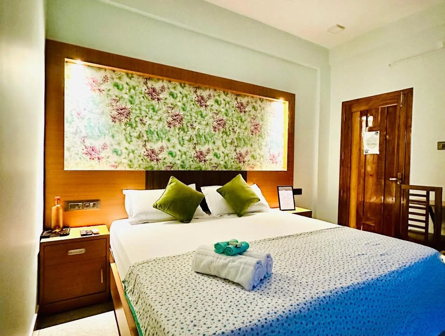 Rams Guest House Meadows Near Lulu Mall & Kims Hospital 特里凡得琅